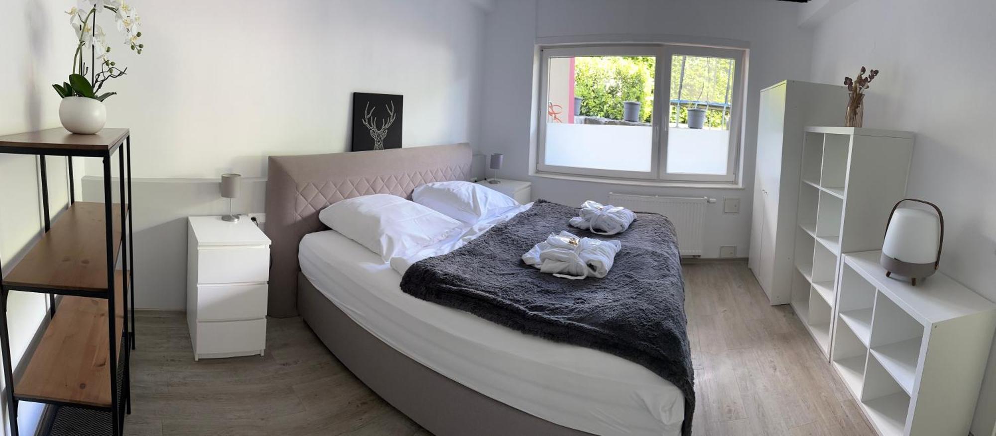 Ferienwohnung Schlossblick - 4 Sterne Sauna Pool Whirlpool Exklusiv 바라운펠츠 외부 사진