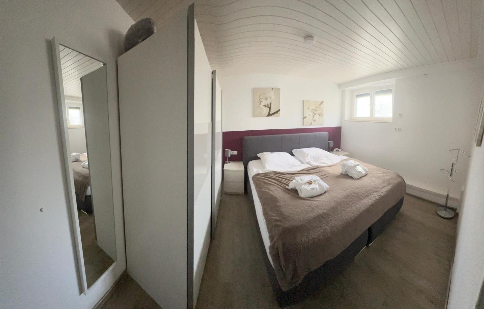 Ferienwohnung Schlossblick - 4 Sterne Sauna Pool Whirlpool Exklusiv 바라운펠츠 외부 사진